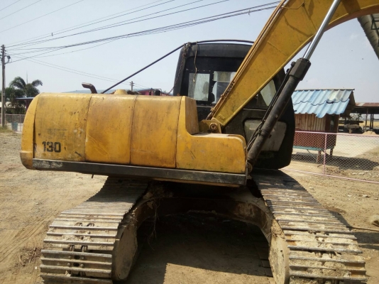 รถขุดฮุนได130