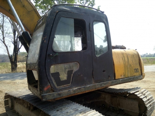 รถขุดฮุนได130