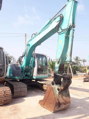 ขายจ้า..KOBELCO SK135SR-1E YY03 เก่านอกแท้  เดิมๆๆ สภาพสวย แทรคใหญ่ใบ 70 พร้อมใช้ โทร 089-3818694 จ๊อย