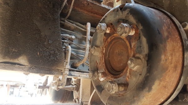 ขายเครื่องพร้อมเกียร์อีซุซุ DECA270แรง ขายเครื่องพร้อมเกียร์อีซุซุ DECA270แรง