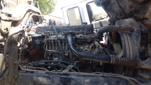 ขายเครื่องพร้อมเกียร์อีซุซุ DECA270แรง