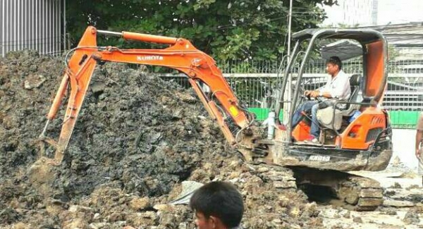 KUBOTA KX913 มีระบบหัวกระแทก เอกสารเล่ม ราคา 345000