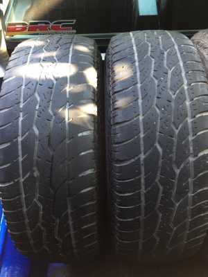 Maxsix AT700 แก้มขาว31x10.5R15ปี14 ดอกตามรูปไม่ป่ะไม่บวม #คู่400บ.เผื่อใครหาทำยางอ่ะไหล่ โทร08790501