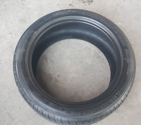 ขายยาง\% 235/45/18 ปี 16 MICHERLIN Pilot3 2 เส้น ขายยาง\% 235/45/18 ปี 16 MICHERLIN Pilot3 2 เส้น