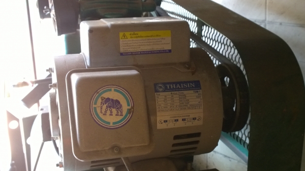 ปั๊มลม SANWA 1 แรง (มอเอตร์ THAISIN 1HP) ปั๊มลม SANWA 1 แรง (มอเอตร์ THAISIN 1HP)