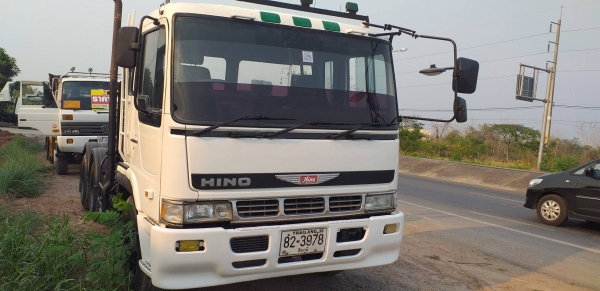 ขายหัวลาก HINO PROFAI k13c 260 แรง 10ล้อสองเพลา เครื่องดีคัดซีสวยยางเต็ม เอกสารพร้อมโอน สนใจติดต่อ09
