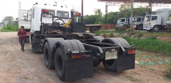 ขายหัวลาก HINO PROFAI k13c 260 แรง 10ล้อสองเพลา เครื่องดีคัดซีสวยยางเต็ม เอกสารพร้อมโอน สนใจติดต่อ09