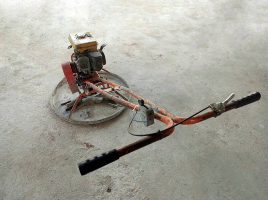 เครื่องปั่นปูนเก่าญี่ปุ่น