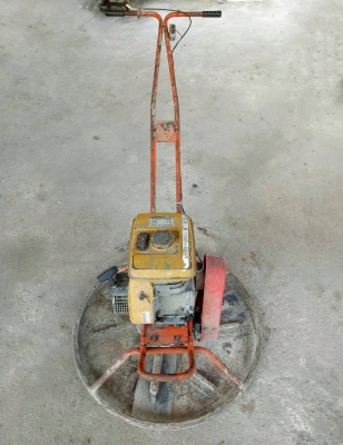 เครื่องปั่นปูนเก่าญี่ปุ่น