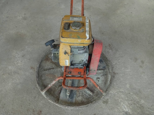 เครื่องปั่นปูนเก่าญี่ปุ่น