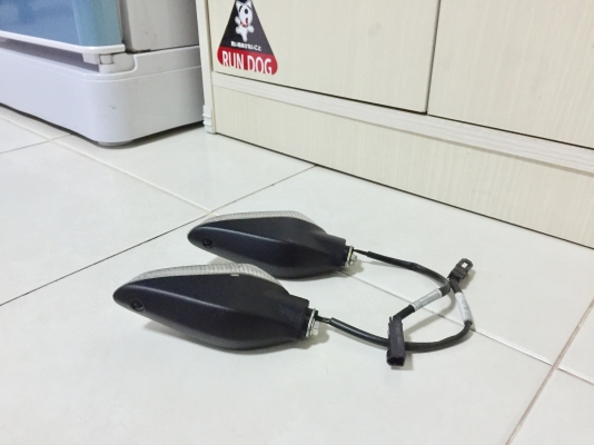 ขายไฟเลี้ยวเดิม DUCATI ขายไฟเลี้ยวเดิม DUCATI