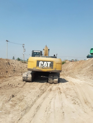 ขาย 1,290,000 CAT 320 D เล่มทะเบียน ไฟฟ้าครบ เครื่องดี ปั้มแรง โซ่ใหม่ เอวแน่น รถสวยพร้อมใช้เอกสารพร้อมโอน รถอยู่ กาญจนบุรี 090-772-3710 090-772-3708 ขาย 1,290,000 CAT 320 D เล่มทะเบียน ไฟฟ้าครบ เครื่องดี ปั้มแรง โซ่ใหม่ เอวแน่น รถสวยพร้อมใช้เอกสารพร้อมโอน รถอยู่ กาญจนบุรี 090-772-3710 090-772-3708