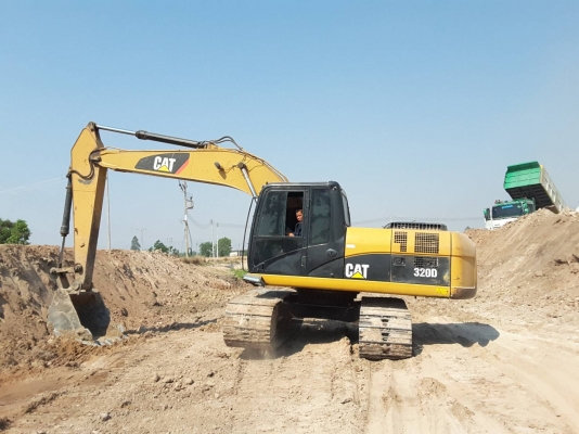ขาย 1,290,000 CAT 320 D เล่มทะเบียน ไฟฟ้าครบ เครื่องดี ปั้มแรง โซ่ใหม่ เอวแน่น รถสวยพร้อมใช้เอกสารพร้อมโอน รถอยู่ กาญจนบุรี 090-772-3710 090-772-3708 ขาย 1,290,000 CAT 320 D เล่มทะเบียน ไฟฟ้าครบ เครื่องดี ปั้มแรง โซ่ใหม่ เอวแน่น รถสวยพร้อมใช้เอกสารพร้อมโอน รถอยู่ กาญจนบุรี 090-772-3710 090-772-3708