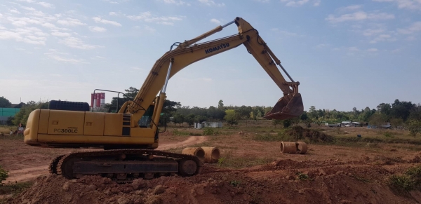 รถแมคโคร รถแมคโคร