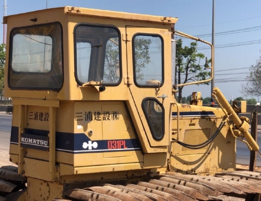 ขายรถดันดิน KOMATSU D31PL-18 (D3 รุ่น6) นำเข้าเองจากญี่ปุ่น สภาพสวยพร้อมใช้ มีVDOการทำงานครับ