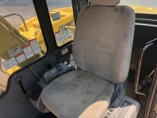 ขายรถขุด KOMATSU PC60-7 ใบมีดดัน นำเข้าเองจากญี่ปุ่น สภาพสวยพร้อมใช้ มีVDOการทำงานครับ