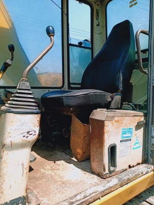 ขายจ้า..KOMATSU PC120-5 เก่าใน สภาพดี เครื่องปั๊มเดิม ช่วงล่างดี พร้อมใช้ โทร 089-3818694 จ๊อย ขายจ้า..KOMATSU PC120-5 เก่าใน สภาพดี เครื่องปั๊มเดิม ช่วงล่างดี พร้อมใช้ โทร 089-3818694 จ๊อย