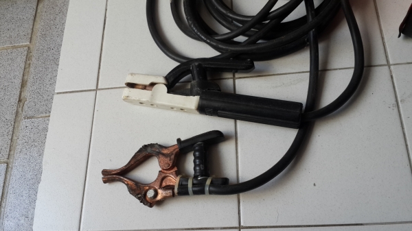 อุปกรณ์ครบ ตู้เชื่อมWelpro Inverter 130A พร้อมใช้งานครับ