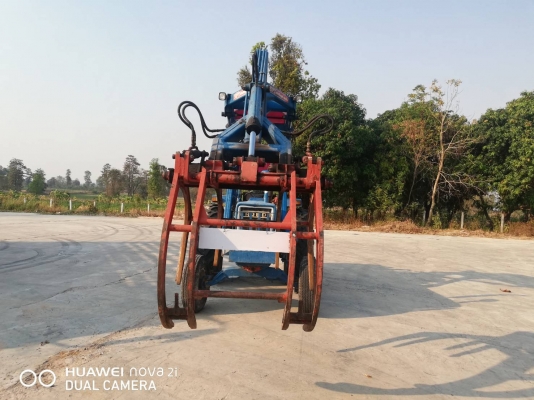 ขายรถคีบอ้อย Ford T1 พร้อมใช้งาน