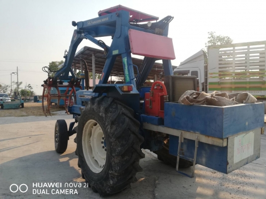 ขายรถคีบอ้อย Ford T1 พร้อมใช้งาน