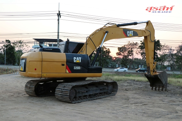 ขาย CAT320D2 จำนวน 2 คัน ใช้งานเพียง 4-5 พันชั่วโมง สภาพนางฟ้า