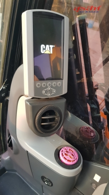 ขาย CAT320D2 จำนวน 2 คัน ใช้งานเพียง 4-5 พันชั่วโมง สภาพนางฟ้า