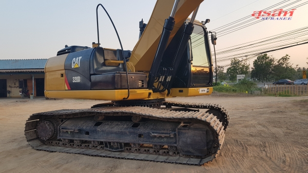 ขาย CAT320D2 จำนวน 2 คัน ใช้งานเพียง 4-5 พันชั่วโมง สภาพนางฟ้า