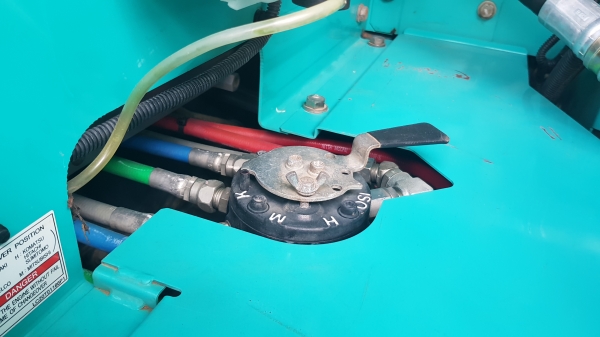 ายรถขุด KOBELCO SK140LC-8 YP09 SuperXM สภาพนางฟ้า ใช้งานเพียง 4 พันชั่วโมง