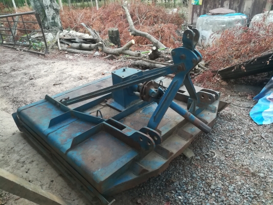 ขายเครื่องตัดหญ้าติดรถไถใหญ่สภาพสวย