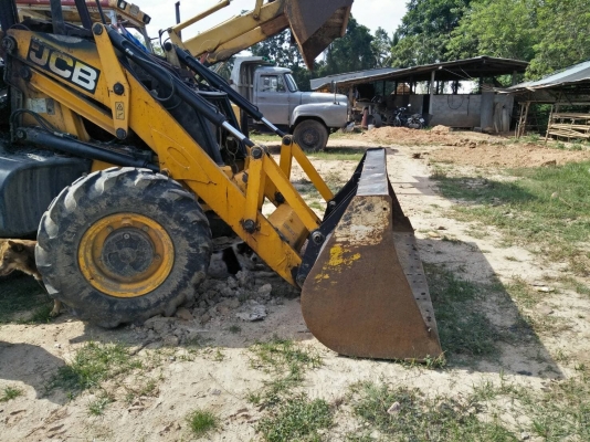 ซาก JCB 3CX4T
