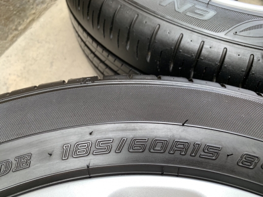 ล้อแม็ก Nissan March ขอบ 15 สีบอร์น พร้อมยาง 185-60-15 Dunlop ปี 18 แม็กสวย ดอกยางเต็มๆ
