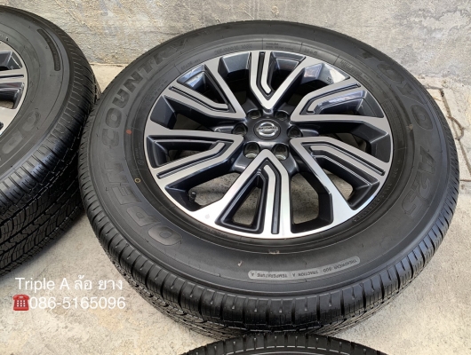 แม็กป้ายแดง Nissan Terra ขอบ 18 พร้อมยางป้ายแดง 255-60-18 Toyo ปี 18 แม็กสวย ตุ่มเด้ง มีเส้นสี