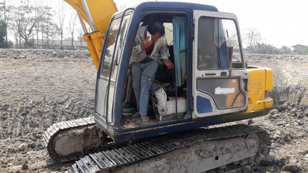 ขายรถ แบคโฮ KOBELCO SK120-3 เอกสารทะเบียน