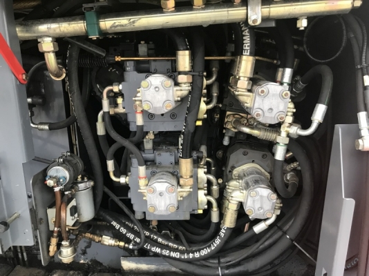 VOGELE SUPER 1800-2 สภาพสวย รถนำเข้าราคาไม่แพงครับ VOGELE SUPER 1800-2 สภาพสวย รถนำเข้าราคาไม่แพงครับ