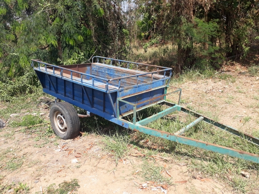 ขายตามสภาพ เทเลอร์รถไถมีแหนบด้วย