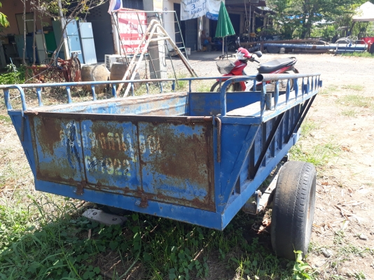 ขายตามสภาพ เทเลอร์รถไถมีแหนบด้วย