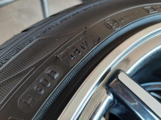 ล้อแม็กVOSSEN ขอบ17 4รู100 พร้อมยาง