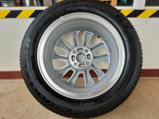 ล้อแม็กฮอนด้า 4รู100 พร้อมยาง ถอดป้ายแดงปลายปี18