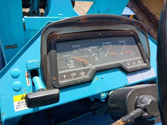 ขาย รถตัก ครึ่งคิว KUBOTA RA400 นำเข้าจากญี่ปุ่น โทร.090-986-2521 อ๊อบ