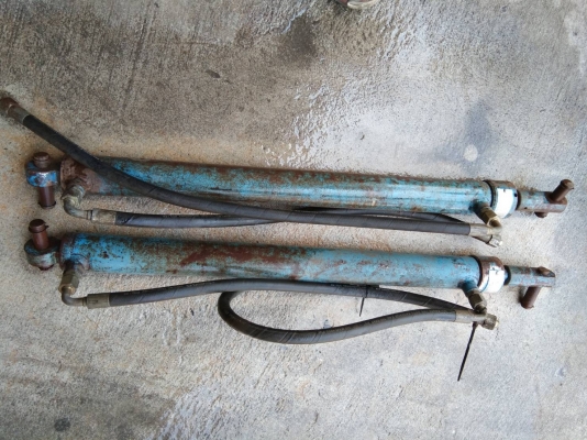 กระบอกไฮดรอลิค 1 คู่