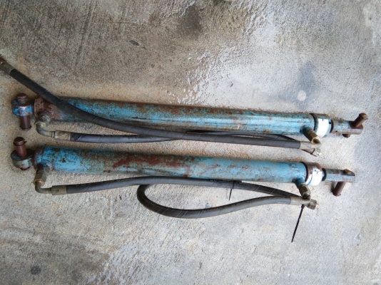 กระบอกไฮดรอลิค 1 คู่