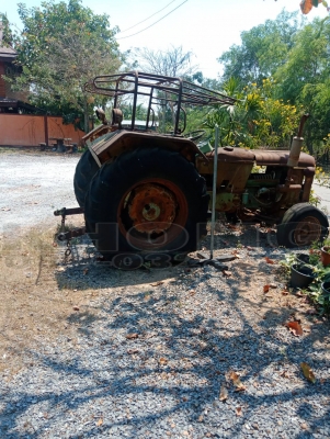 ขายด่วน รถไถดอย รถโบราน 60ปี เครื่อง ลื้อไว้อะไหล่ยังครบ เหมาะกับคนชอบสะสม เพียง 80000 บาท