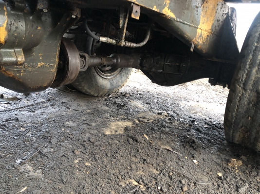 ขายแมคโค ล้อยาง2เพลา KOMATSU PW60-1