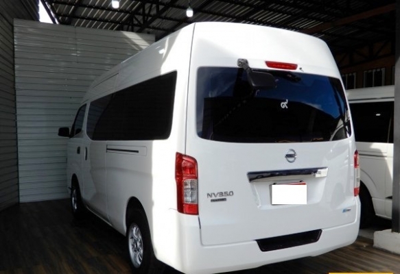 ราคา 539,000 บาท Nissan Urvan 2.5 NV350 Van MT 2014 ติดดตั้งแก๊ส CNG โรงงาน 2ถัง ถังละ 100 ลิตร