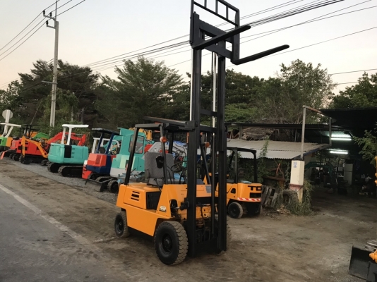 komatsu fg14-12 สภาพดีเก่าญี่ปุ่น ยกได้ 1.5 ตันเสาสูง 3 เมตร