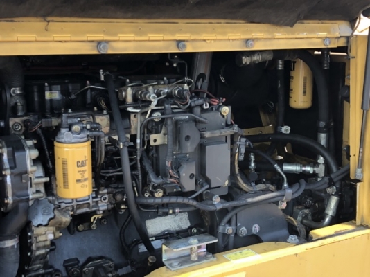 ขายรถตักล้อยาง CAT 910H ปี 2013 นำเข้าเองจากญี่ปุ่น สภาพสวยพร้อมใช้ มีVDOการทำงานครับ ขายรถตักล้อยาง CAT 910H ปี 2013 นำเข้าเองจากญี่ปุ่น สภาพสวยพร้อมใช้ มีVDOการทำงานครับ