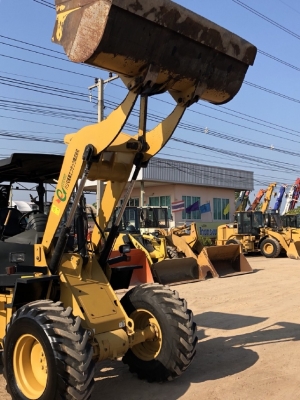 ขายรถตักล้อยาง CAT 910H ปี 2013 นำเข้าเองจากญี่ปุ่น สภาพสวยพร้อมใช้ มีVDOการทำงานครับ ขายรถตักล้อยาง CAT 910H ปี 2013 นำเข้าเองจากญี่ปุ่น สภาพสวยพร้อมใช้ มีVDOการทำงานครับ