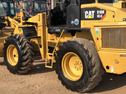 ขายรถตักล้อยาง CAT 910H ปี 2013 นำเข้าเองจากญี่ปุ่น สภาพสวยพร้อมใช้ มีVDOการทำงานครับ ขายรถตักล้อยาง CAT 910H ปี 2013 นำเข้าเองจากญี่ปุ่น สภาพสวยพร้อมใช้ มีVDOการทำงานครับ