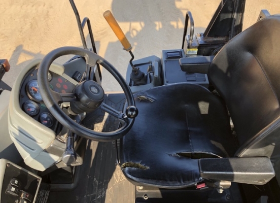 ขายรถตักล้อยาง CAT 910H ปี 2013 นำเข้าเองจากญี่ปุ่น สภาพสวยพร้อมใช้ มีVDOการทำงานครับ ขายรถตักล้อยาง CAT 910H ปี 2013 นำเข้าเองจากญี่ปุ่น สภาพสวยพร้อมใช้ มีVDOการทำงานครับ