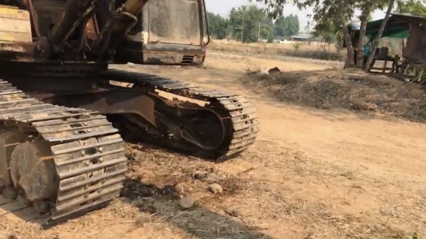 แม็กโครKOBBLCO SK200 มาร์ค3 ปี51แน่นๆเครื่องดี.ไฮโดริกแรงดี. มาลองดูครับ